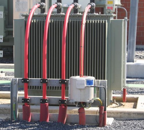 Grounding transformer