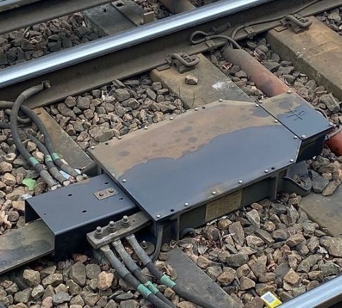 Track Electronics Impedance Bonds